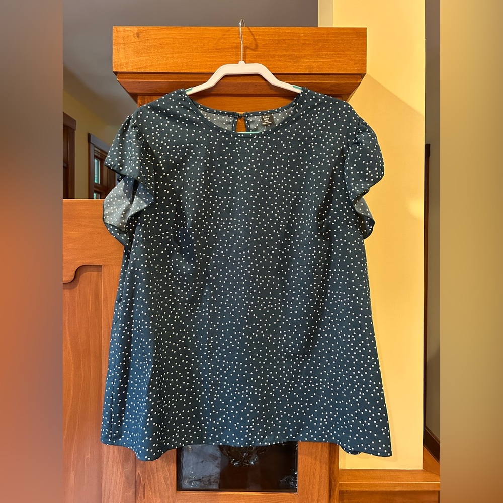 Women’s Shein Blouse